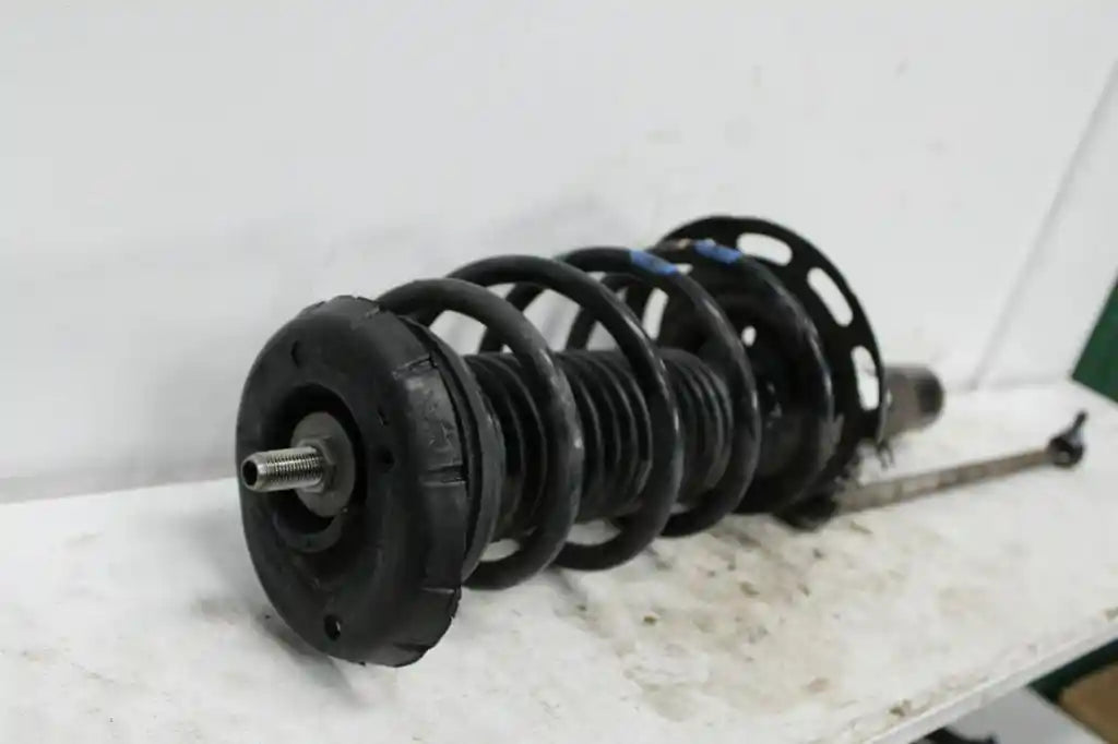 Citroen, DS3 Left Front Strut 09/10-12/16 1503