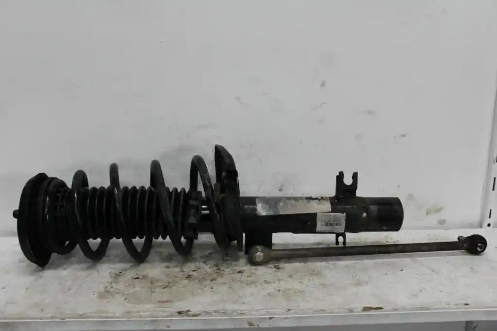 Citroen, DS3 Right Front Strut 09/10-12/16 1502