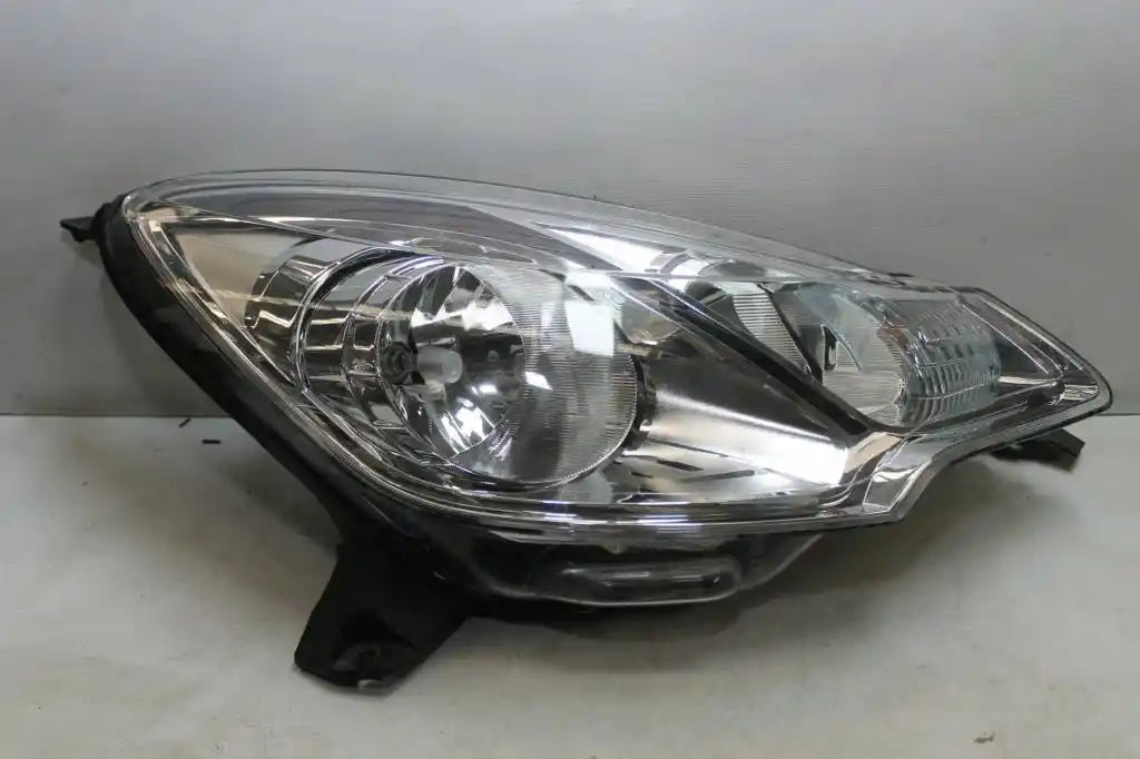 Citroen, DS3 Right Headlamp Halogen, 04/10-12/16 J99930