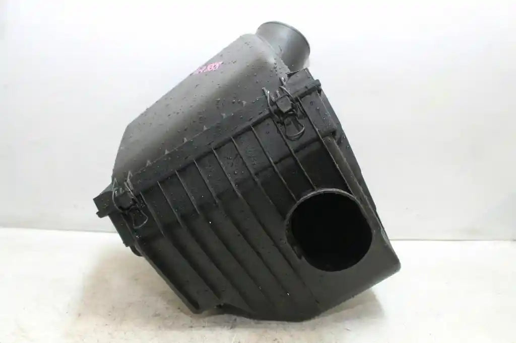 Dodge, Nitro Air Cleaner/Box Air Cleaner, Ka, 3.7, Petrol, 06/07-12/11 J32158