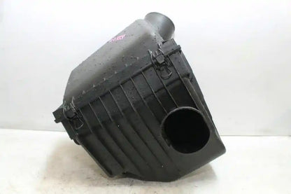 Dodge, Nitro Air Cleaner/Box Air Cleaner, Ka, 3.7, Petrol, 06/07-12/11 J32158