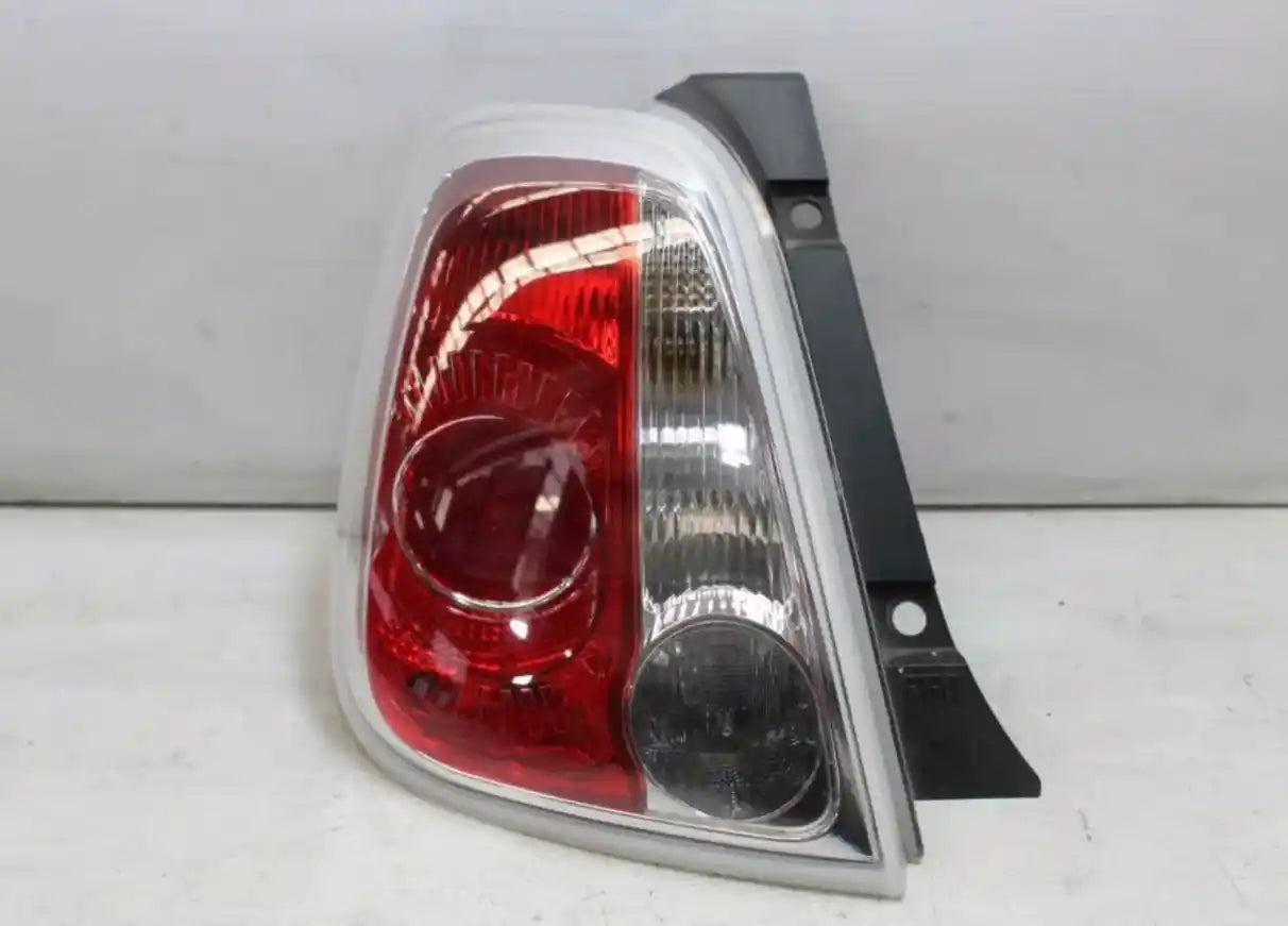 Fiat, 500 Left Taillight In Body, Hatch, Light Grey Lens Edging, 03/08-09/15 J6890