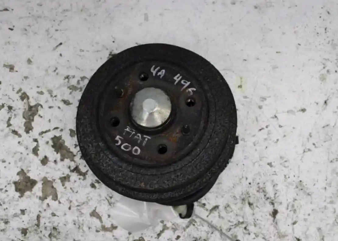 Fiat, 500 Right Rear Hub Assembly Drum Type, 03/08- J0982