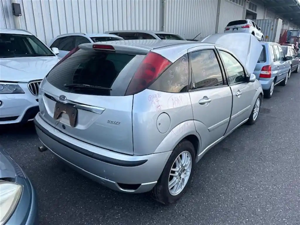 Ford, Focus Left Guard Lr, 01/01-06/05 S124