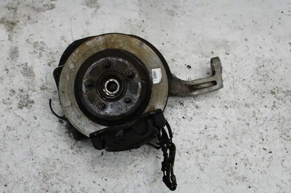 Ford, Explorer Left Front Hub Assembly Ut-Uz, 05/01-08/05 J4499