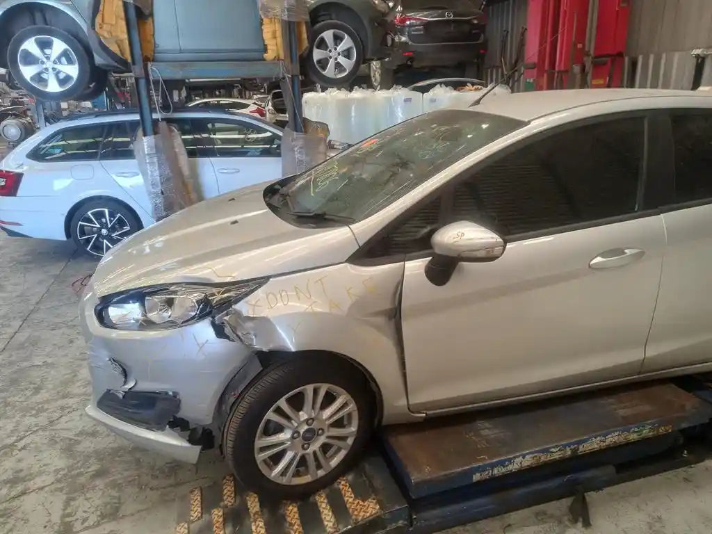 Ford, Fiesta Instrument Cluster Instrument Cluster, Black Trim, Wz, Ambiente/Trend, 05/13-12/19 J24081