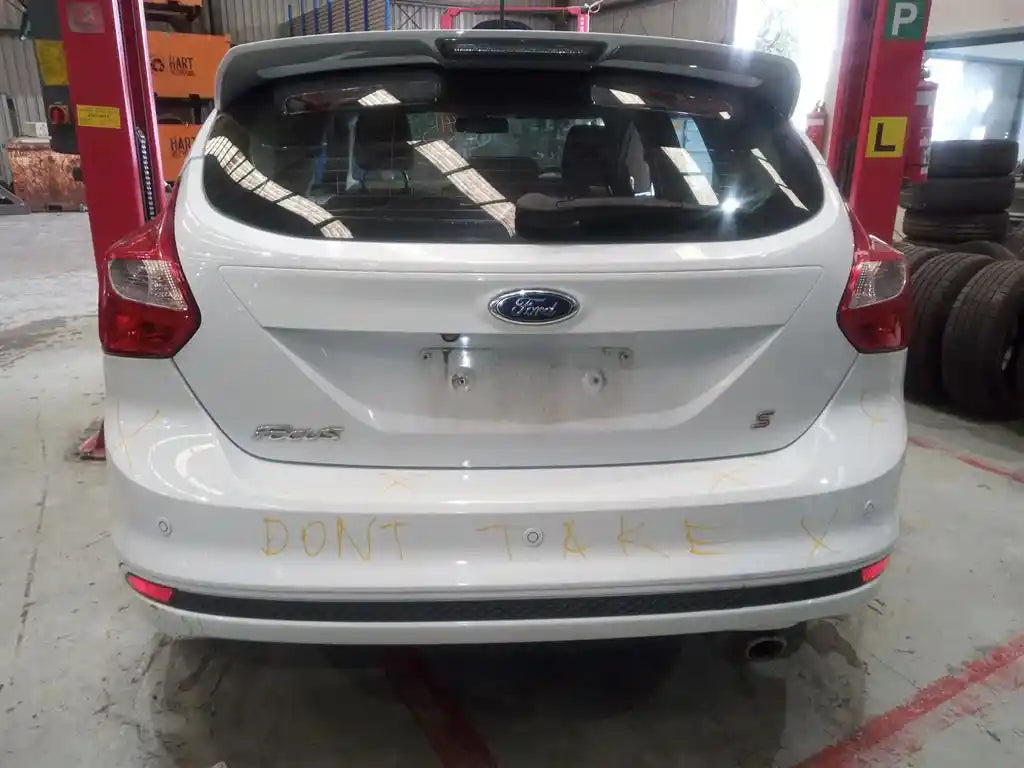 Ford, Focus Stereo/Head Unit Radio Control Panel (Sony Audio System), W/ Sat Nav Type, Lw, 10/11-08/15 J0437