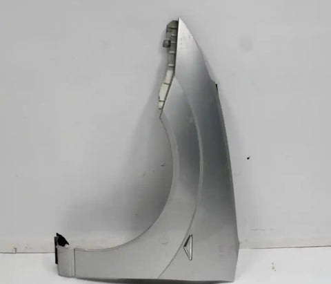 Ford, Focus Left Guard Lr, 01/01-06/05 S124