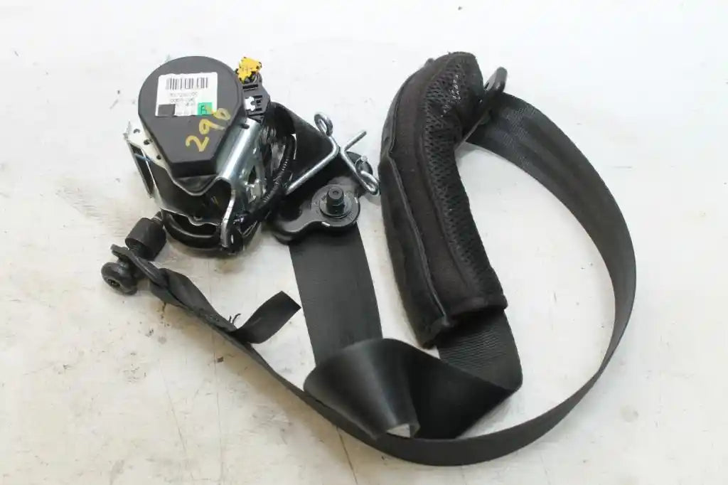 Ford, Focus Seat Belt Rh Front Seat Belt Only Lw 05/11 08/15