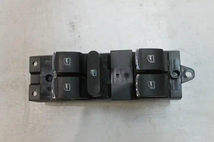 Haval, H2 Power Window Switch Rh Front (Master Switch), 06/15-02/21 J90890