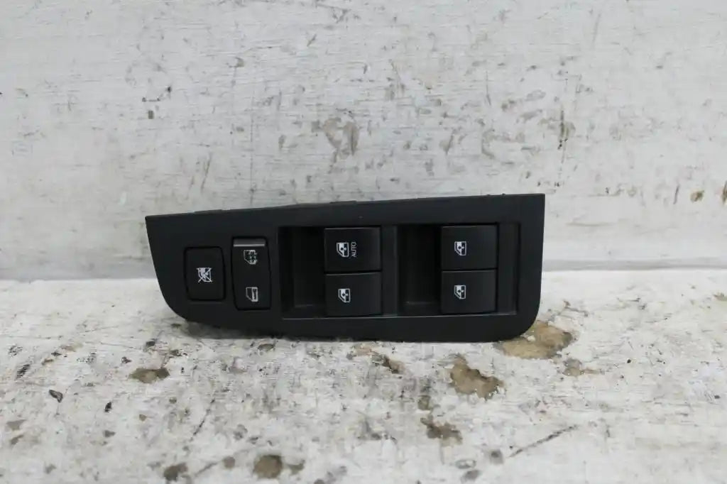 Holden, Epica Power Window Switch Rh Front (Master Switch) Ep 02/07 12/11