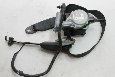 Hyundai, Accent Seat Belt Rh Front Assy (Belt And Stalk) Rb 05/11 12/19
