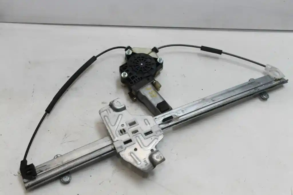 Hyundai, Iload/Imax Left Front Window Reg/Motor Tq Door Reg Assy (Reg And Motor) 11/07 03/21