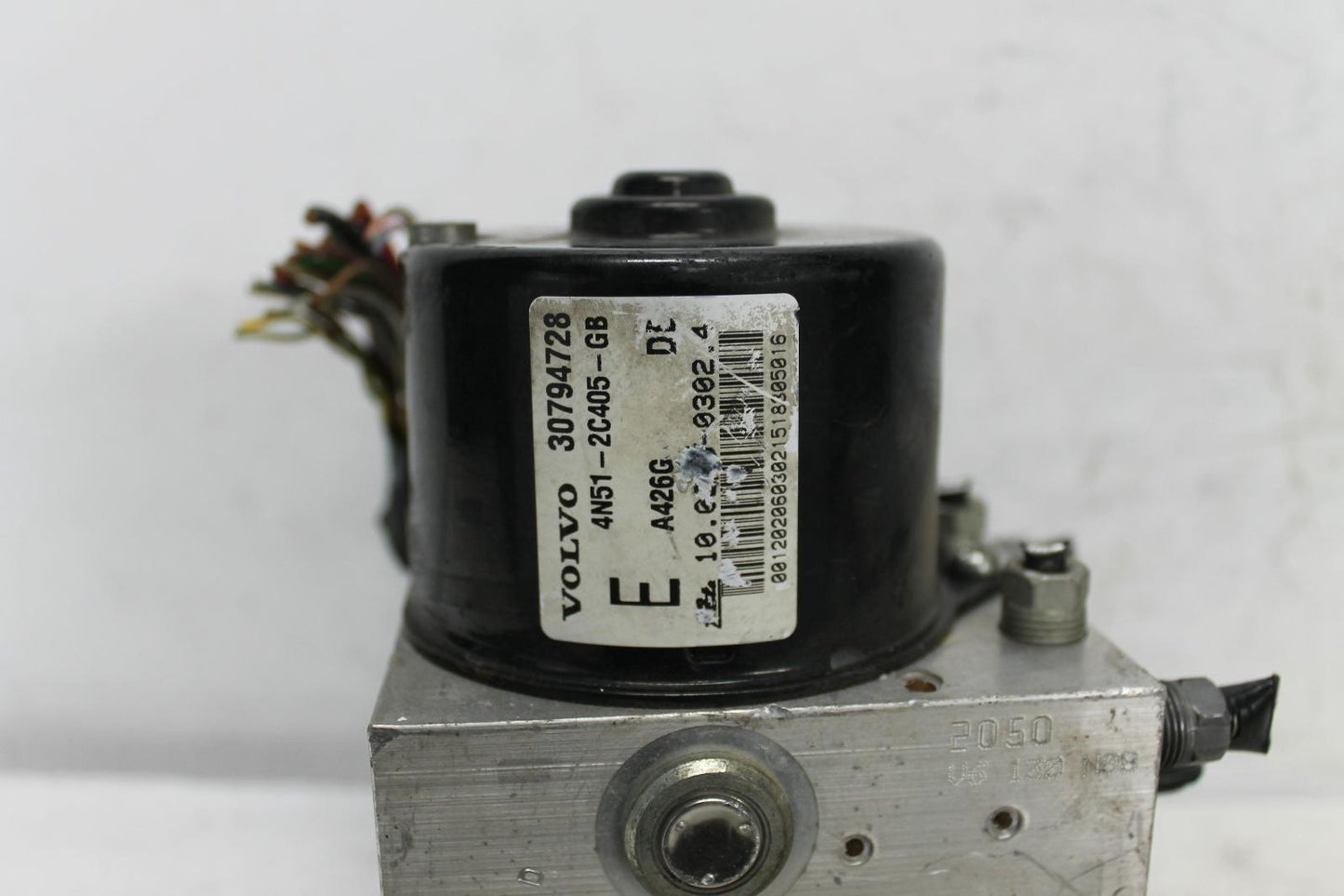 Volvo, S40 Abs Pump/Modulator S40 (Vin Yv1Ms...) Dstc Type 03/04 08/12