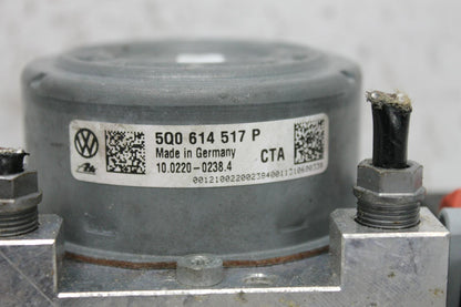 Volkswagen, Golf Abs Pump/Modulator Gen 7 On Motor P/N 5Q0614517P 12/12 08/20