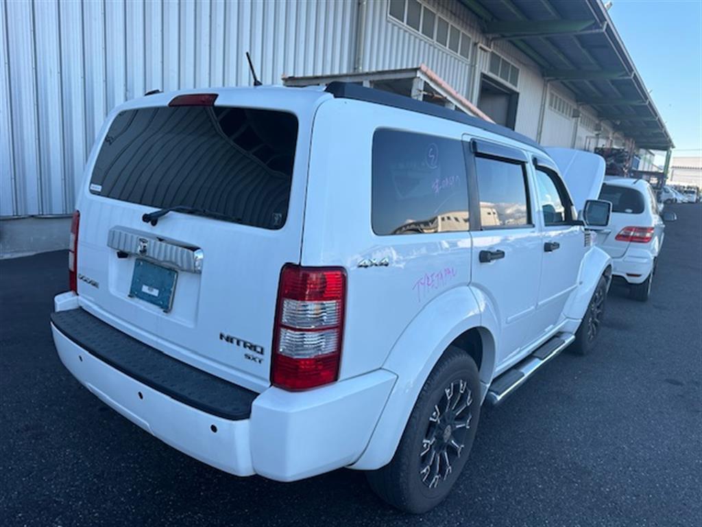 Dodge, Nitro, Front Bumper Ka, Colour Coded, 06/07-12/11