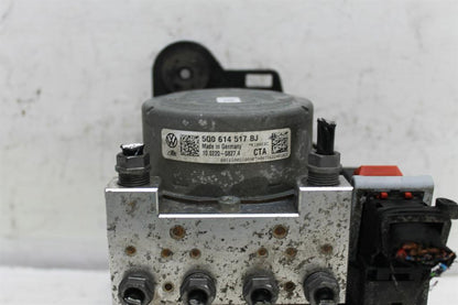 Volkswagen, Golf Abs Pump/Modulator Gen 7 On Motor P/N 5Q0614517Bj 12/12 08/20