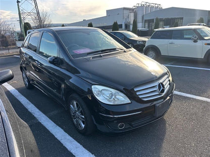 Mercedes, B Class, Front Bumper W245, Non Park Sensors Type, 11/05-08/08