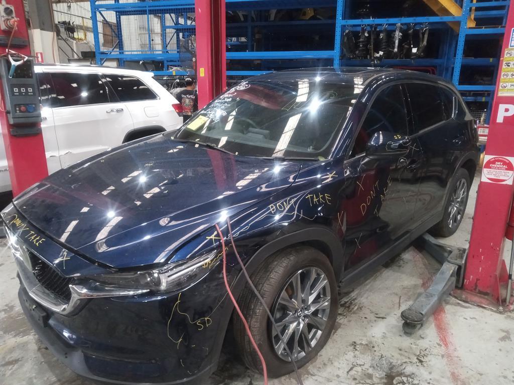 Mazda, CX5 Steering Wheel Leather Non Paddle Shift Type, Heated Type, Kf, 02/17