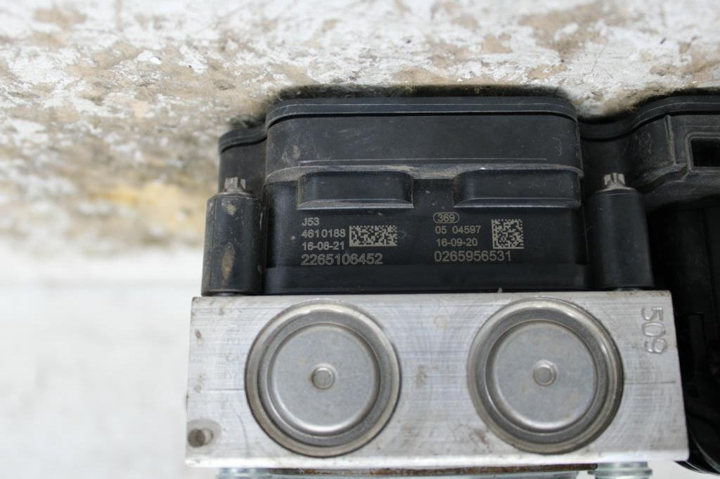 Nissan, Xtrail Abs Pump/Modulator T32 02/14 07/22