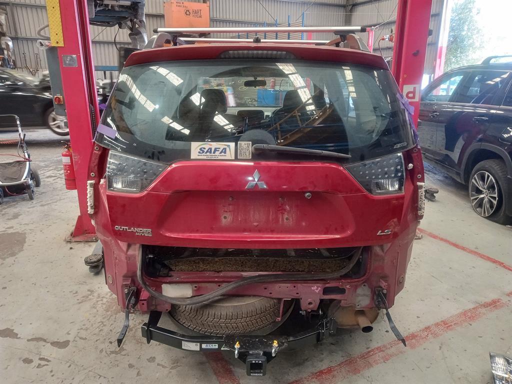 Mitsubishi, Outlander Brake Booster Petrol 2.4, 4B12, Zh, 09/09 10/12