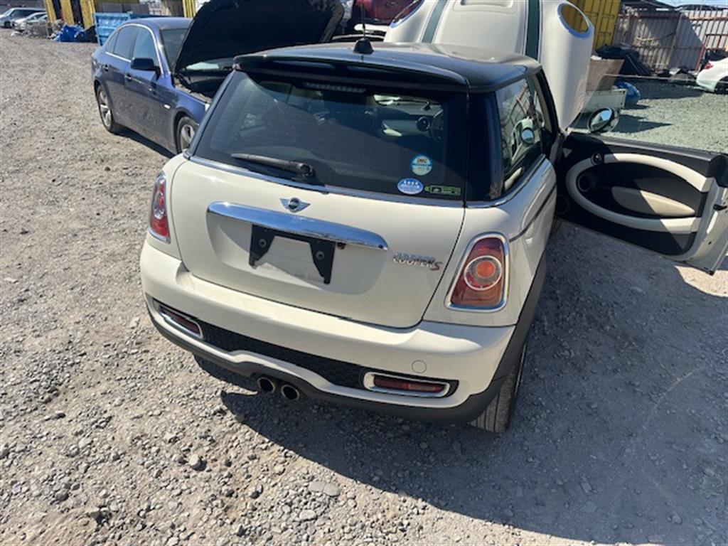 MINI, Cooper Turbo/Supercharger Petrol, 1.6, N18, R55/R56/R57/R60, 06/10-09/16