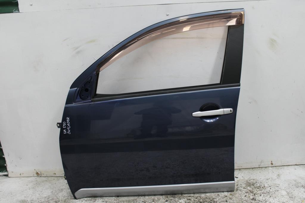 Mitsubishi, Outlander Left Front Door Zg 11/06 09/09