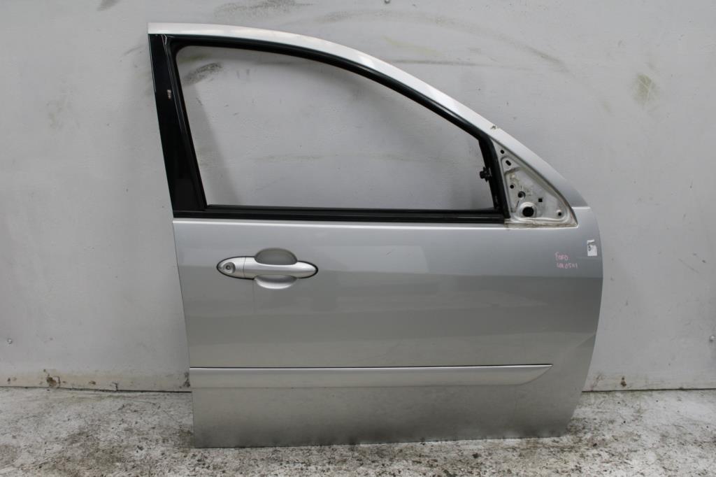 Ford, Focus Right Front Door Lr Sedan/Hatch, 01/01 06/05