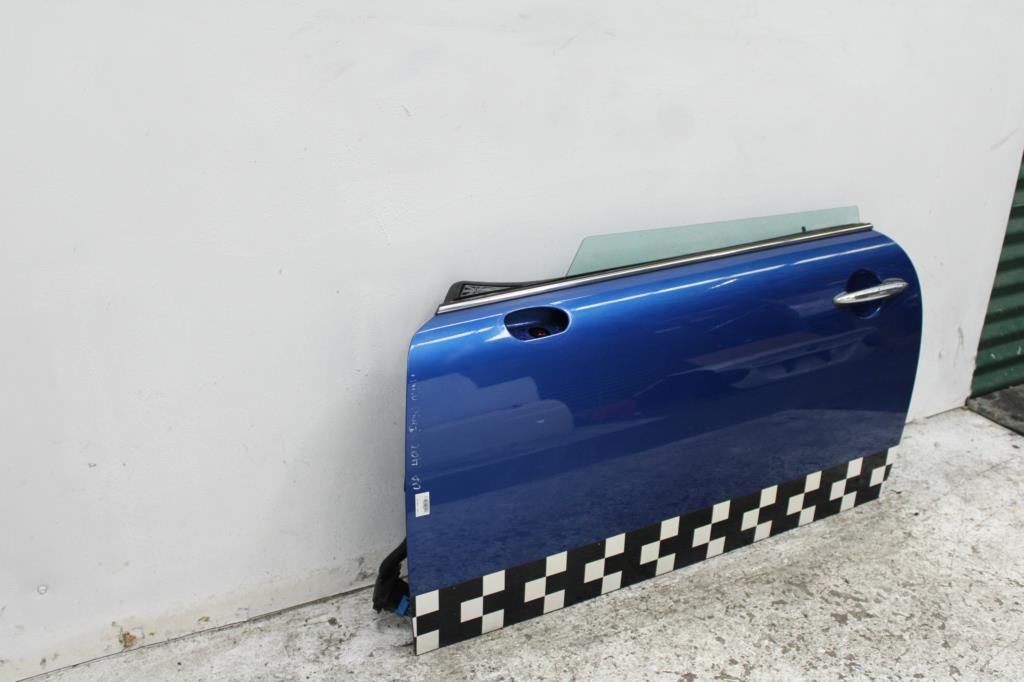 MINI, Cooper Left Front Door R50/R52/R53 3Dr Hatch/Cabrio, 04/01 06/08