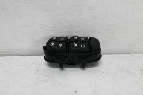 Ford, Focus Power Window Switch Rh Front (Master Switch) 4 Switch, Lr, 01/01 06/05
