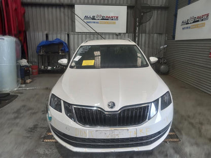 Skoda, Octavia Left Taillight Ne Wagon, Led Type, 09/13 09/20
