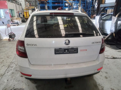 Skoda, Octavia Left Taillight Ne Wagon, Led Type, 09/13 09/20