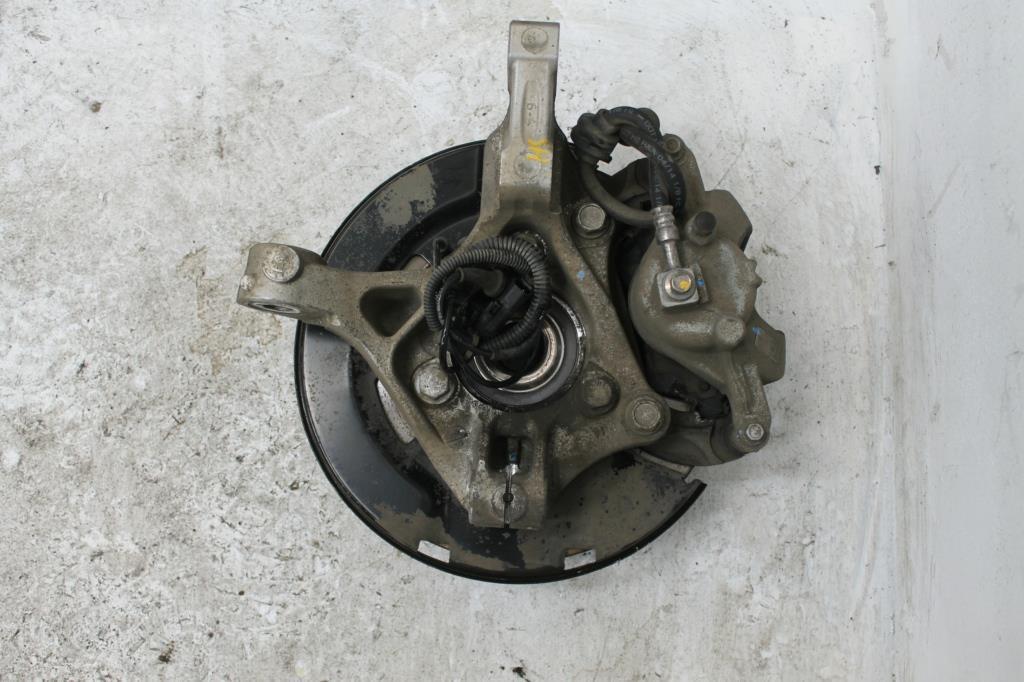 Holden, Cruze Left Front Hub Assembly Jg-Jh 1.8, Petrol, 105Pcd, 03/09 01/17
