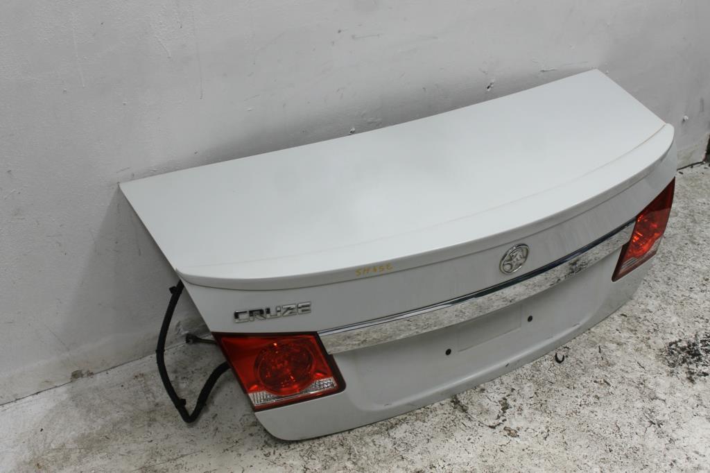 Holden, Cruze Bootlid/Tailgate Bootlid Jg Jh, Sedan, Lip Spoilered Type, 03/09 01/17
