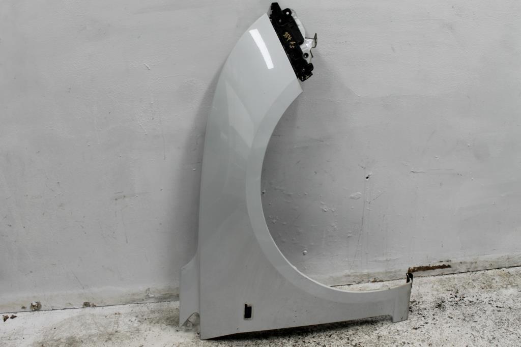 Holden, Cruze Right Guard Jg-Jh Cd/Cdx/Equipe/Z Series, W/ Indicator, Non Skirt Type, 03/09 12/14