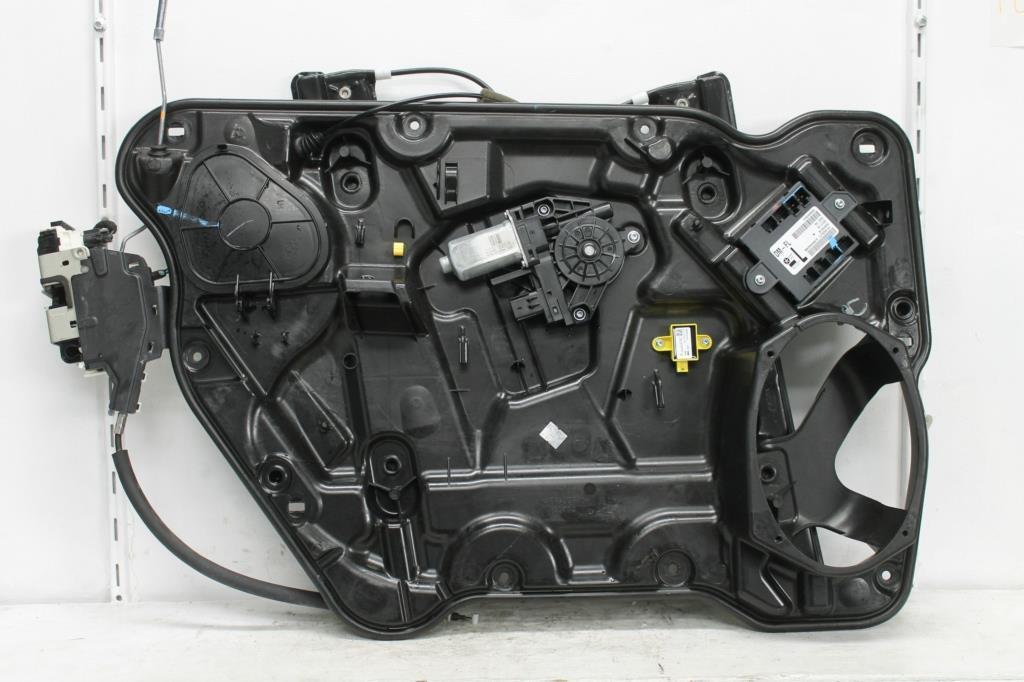 Fiat, Freemont Left Front Window Reg/Motor Jf 04/13 01/17