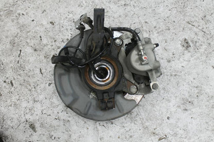 Suzuki, SX4 Left Front Hub Assembly, 01/07 01/14