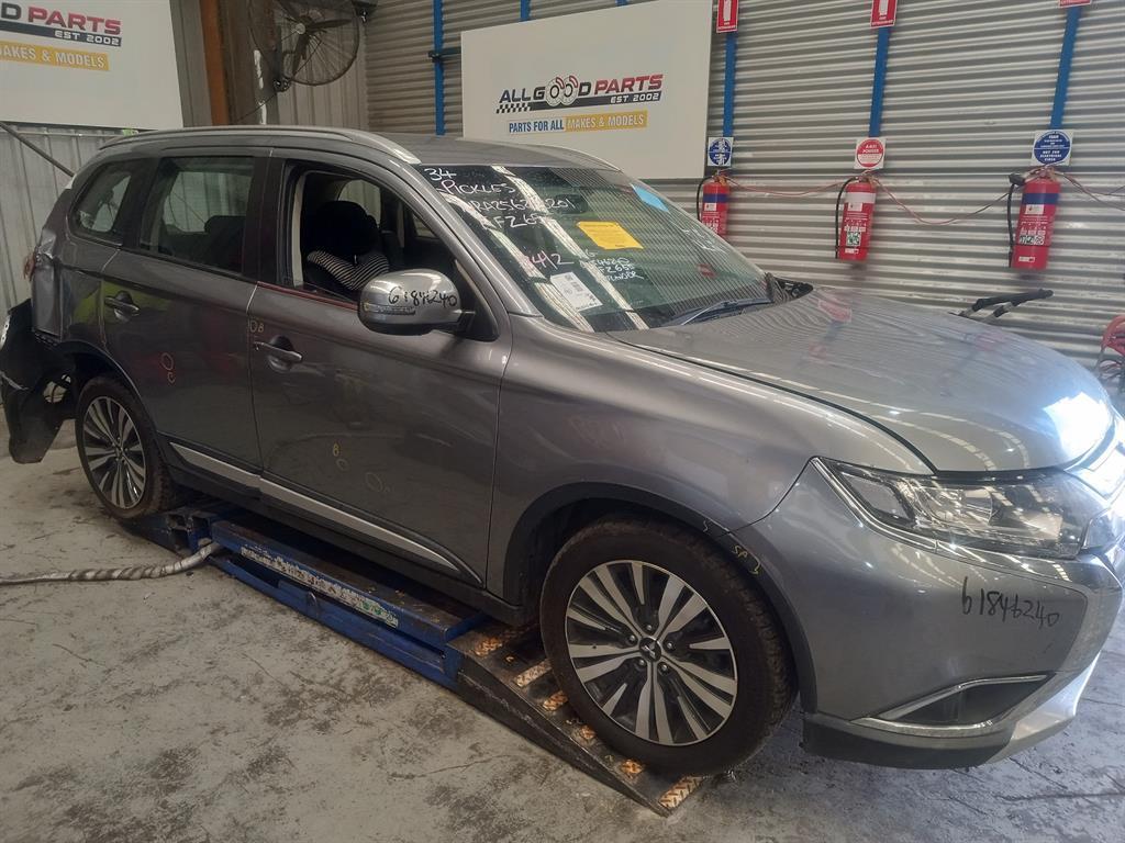 Mitsubishi, Outlander Left Front Door Window Zj-Zl, 10/12-07/21