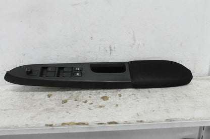 Suzuki, SX4 Power Window Switch Rh Front (Master Switch) 01/07 01/14
