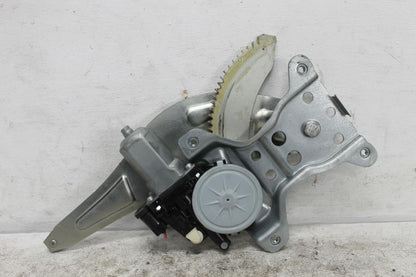 Suzuki, SX4 Right Rear Wnd Reg/Motor Power 01/07 01/14