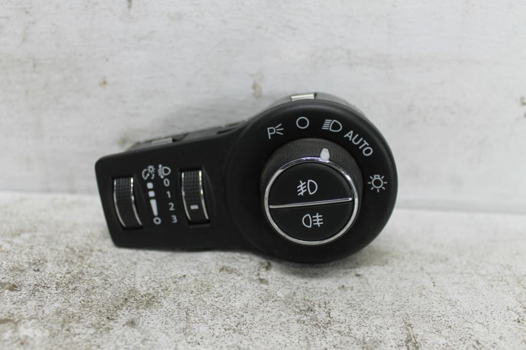 Jeep, Cherokee Combination Switch Headlamp Switch Auto Type, W/Foglamp Type, Kl, 02/14 11/22