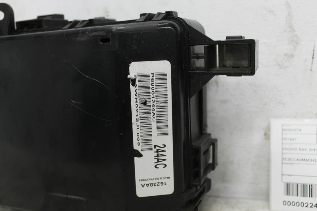 Chrysler, 300C Fuse Box Bay Diesel, Lx2, 12/11 12/14