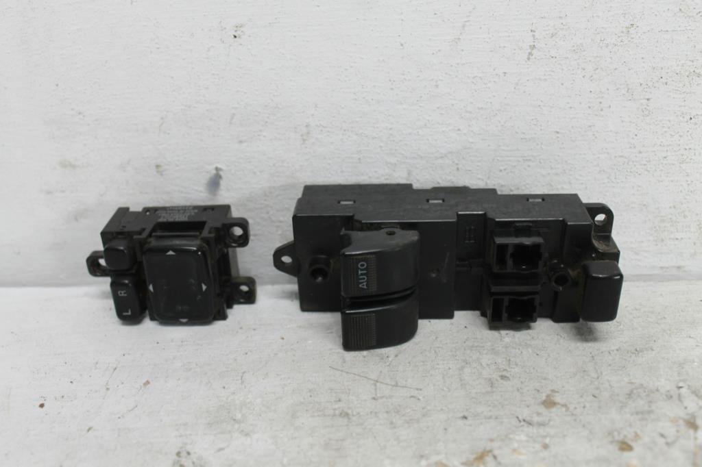 Mazda, BT50 Power Window Switch Rh Front (Master Switch) Single/Extra, W/ Elec Mirror, Twin Plug Type, Un, 11/06 09/11