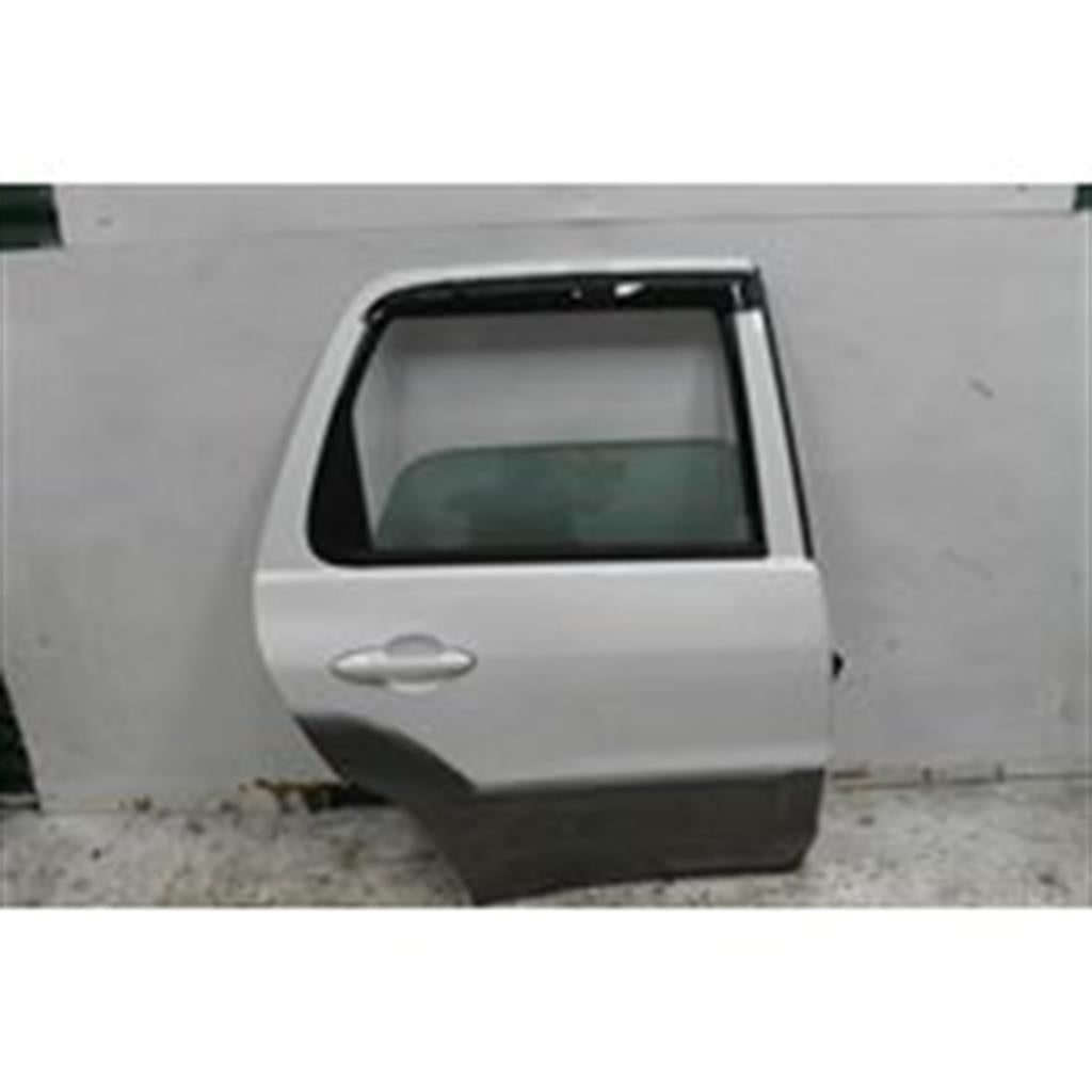 Mazda, Tribute Right Rear Door Yu Series Large Mould Type (Flared), 02/01 06/06