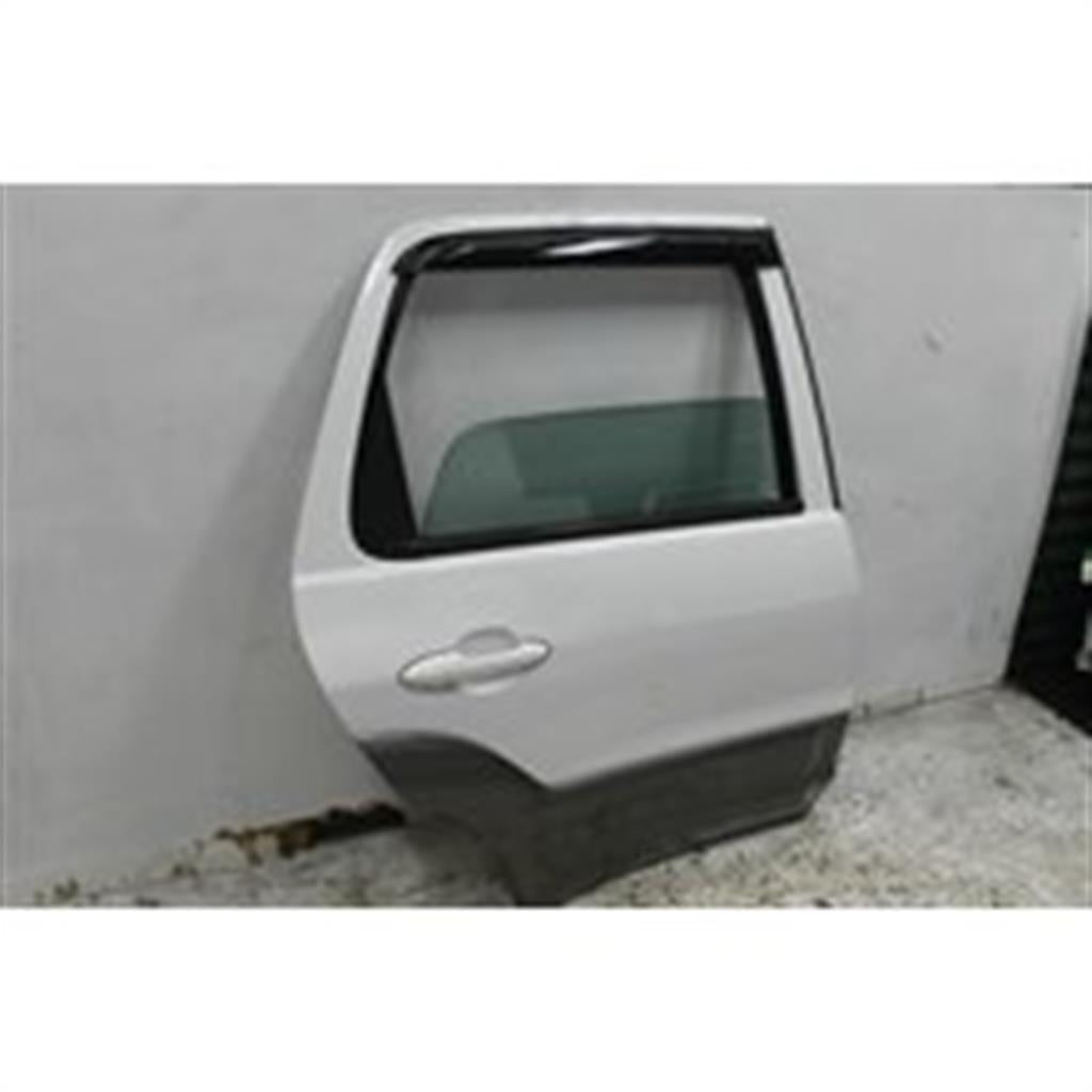 Mazda, Tribute Right Rear Door Yu Series Large Mould Type (Flared), 02/01 06/06
