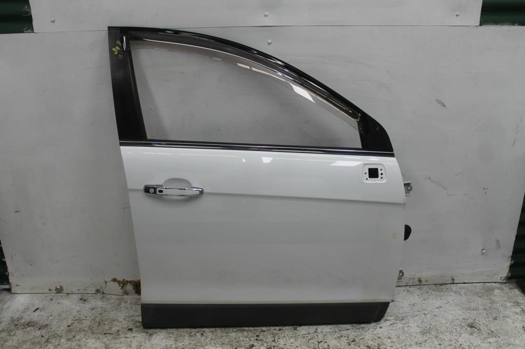 Holden, Captiva Right Front Door Cg Ls/Lt/Ltz (4Th Vin = C), W/ Keyless Entry Type, 12/13 06/18