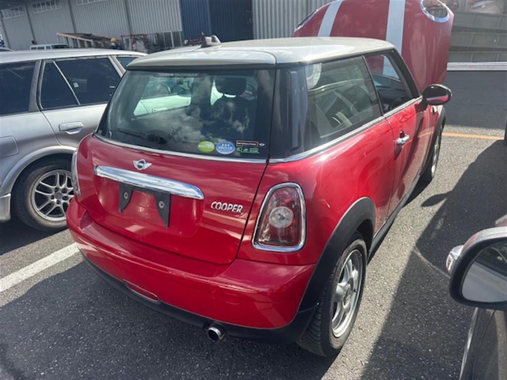 Mini, Cooper, Right Headlamp R55/R56/R57, Halogen, White Turn Indicator Type, 03/07-05/15