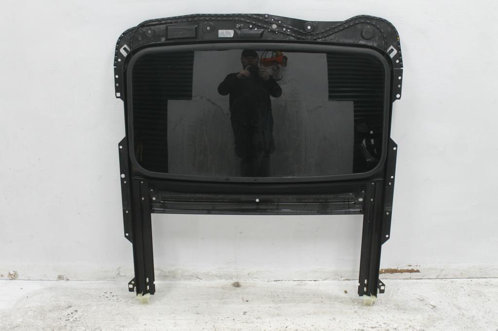 Ford, Focus Roof Glass/Sunroof/T Lz 07/15 11/18