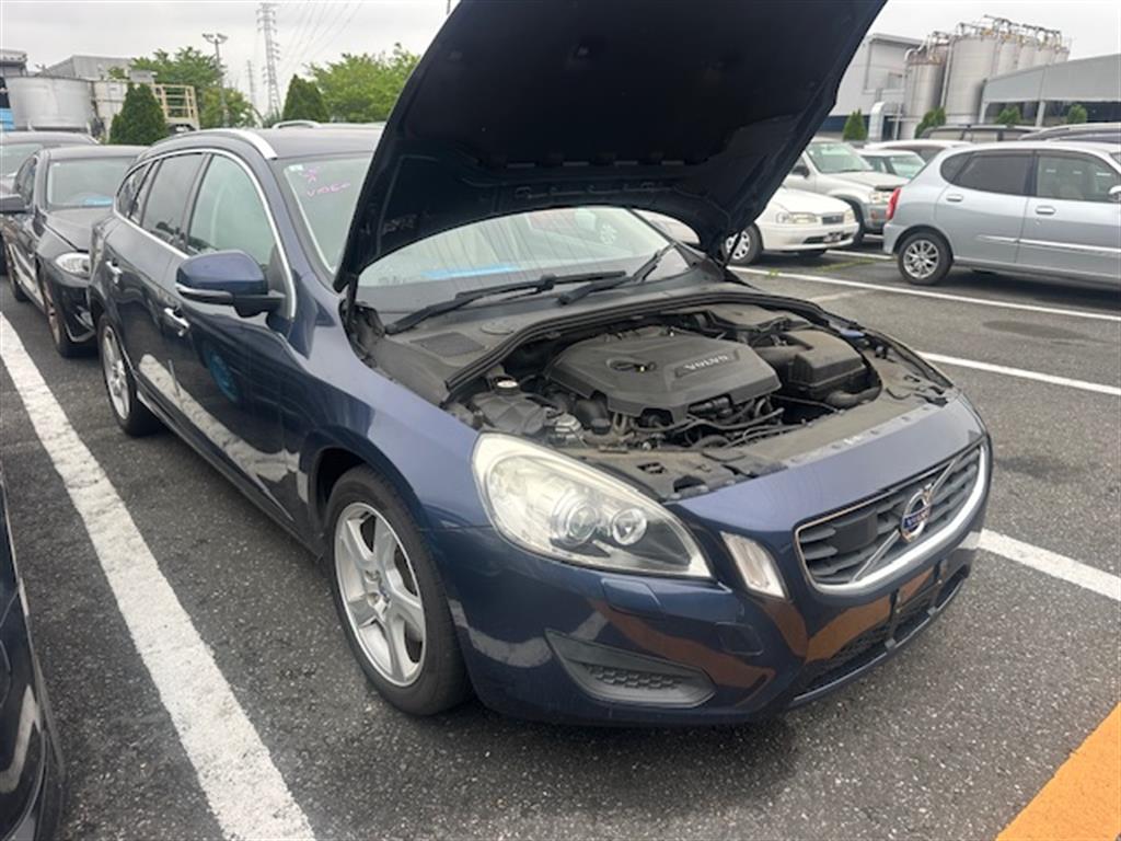 Volvo, S60/V60 Left Front Door F Series, Sedan/Wagon, 12/10-12/18