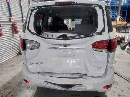 LDV, G10, Left Guard Liner Sv7A/Sv7C, Front, Wagon/Van, 04/15-